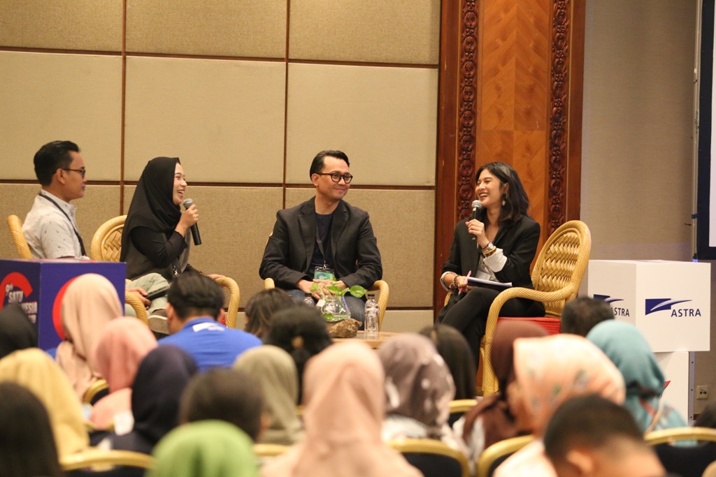 The Inspirations from Amilia Agustin & Irwan Bajang for Indonesia Creative Young People